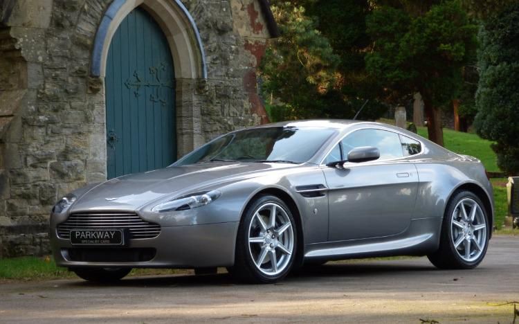 Aston Martin Vantage (2005 - 2009)