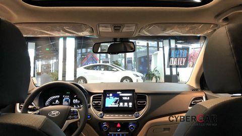 Ảnh thực tế Hyundai Accent 2021 tại đại lý hyundai-accent-2020-autodaily-06.jpg