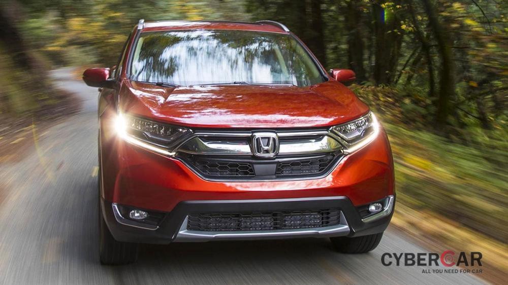 Hàng loạt chủ xe tại Mỹ lên tiếng về việc xe Honda CR-V đang đi thì chết máy