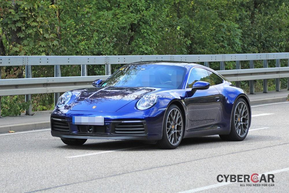 Porsche 911 2020 bị bắt gặp trên đường thử
