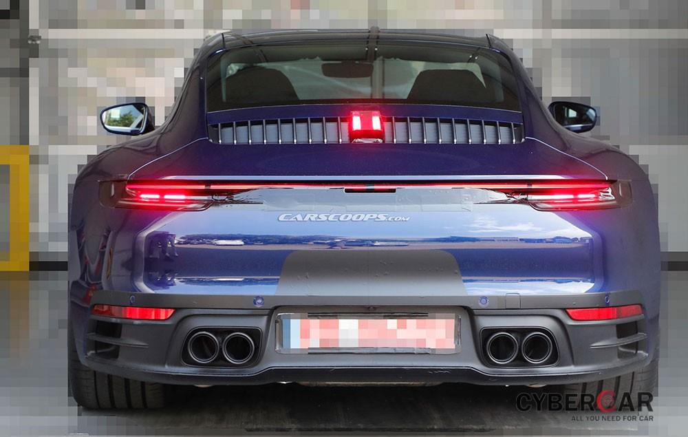 Porsche 911 2020 được trang bị đèn hậu giống nhiều mẫu xe Porsche đời mới
