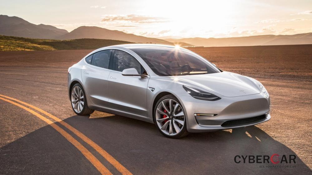 Tuy sinh sau đẻ muộn nhưng Tesla Model 3 lại có độ đáng tin cậy cao hơn Model S và Model X