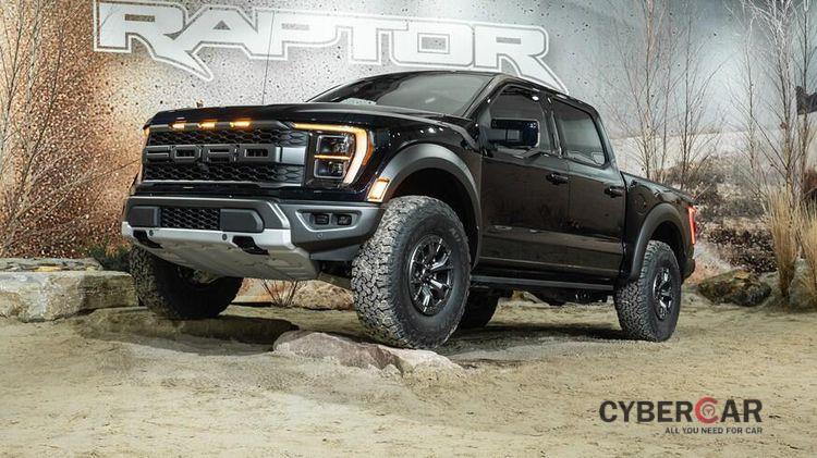 Ford Ranger Raptor 2023 sắp ra mắt và những điều cần biết