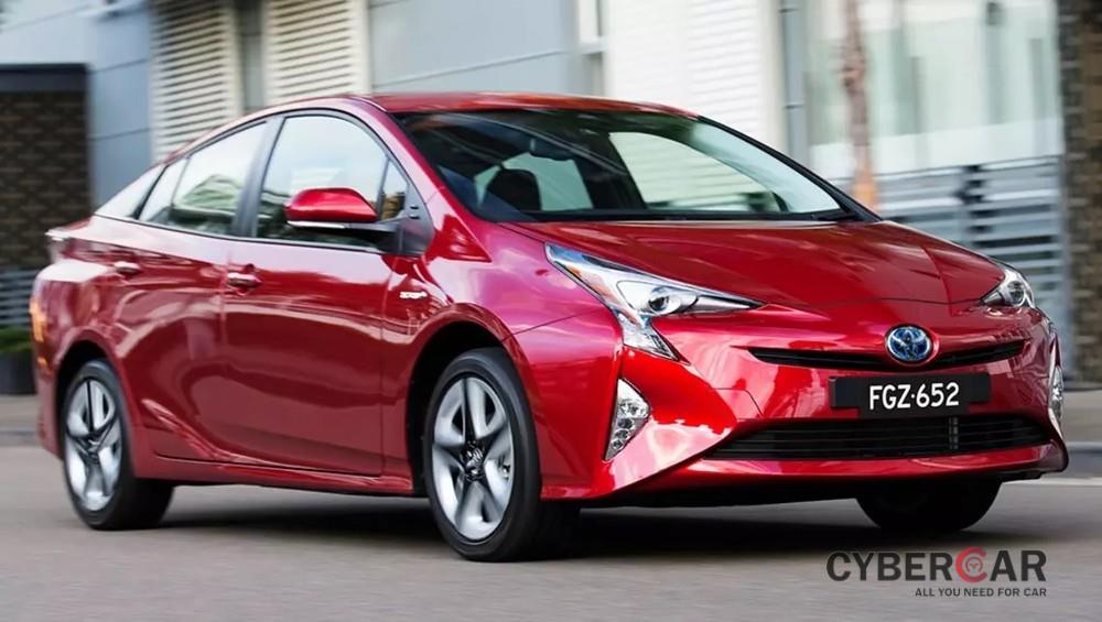 Toyota Prius là một mẫu xe được ưa chuộng ở khả năng thân thiện với môi trường và tiết kiệm nhiên liệu