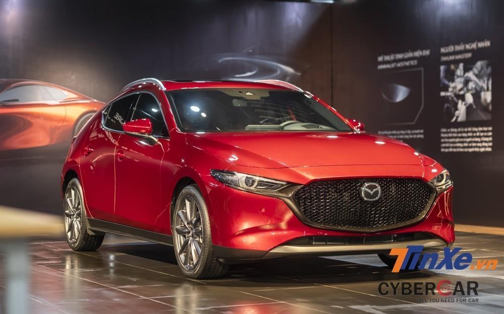 Mazda3 2020 phiên bản Premium gặp lỗi của hệ thống phanh tự động khẩn cấp đã được Mazda Việt Nam triệu hồi.  mẫu xe hạng C ăn khách tại thị trường Việt Nam.