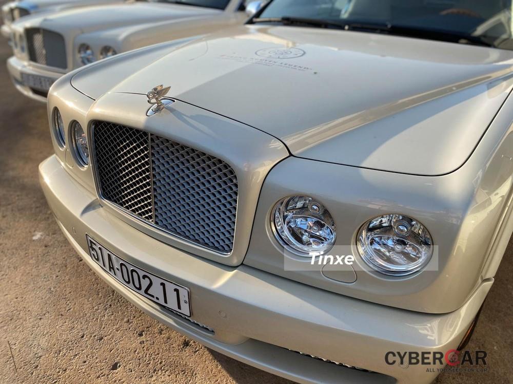 Đánh giá Bentley Azure cực hiếm tại Việt Nam, xe siêu sang mui ...
