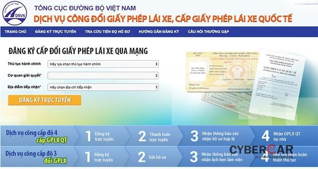 Người dân có thể chuyển đổi giấy phép lái xe Việt Nam sang giấy phép lái xe quốc tế theo hình thức trực tuyến