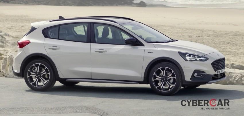 ford-focus-active-2019