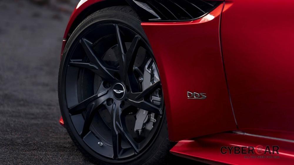 Bộ vành 21 inch của Aston Martin DBS Superleggera 2018 