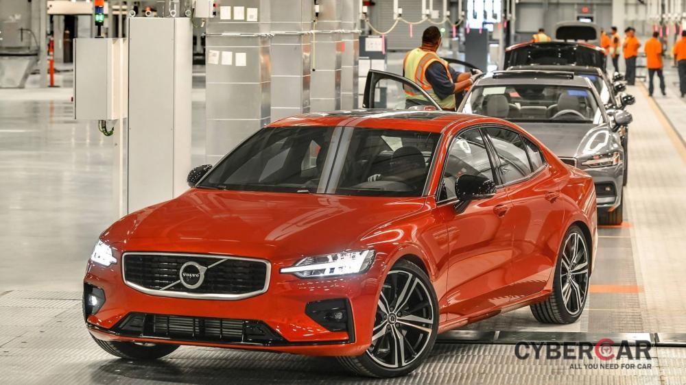 Volvo S60 2019 xuất xưởng tại nhà máy ở Mỹ