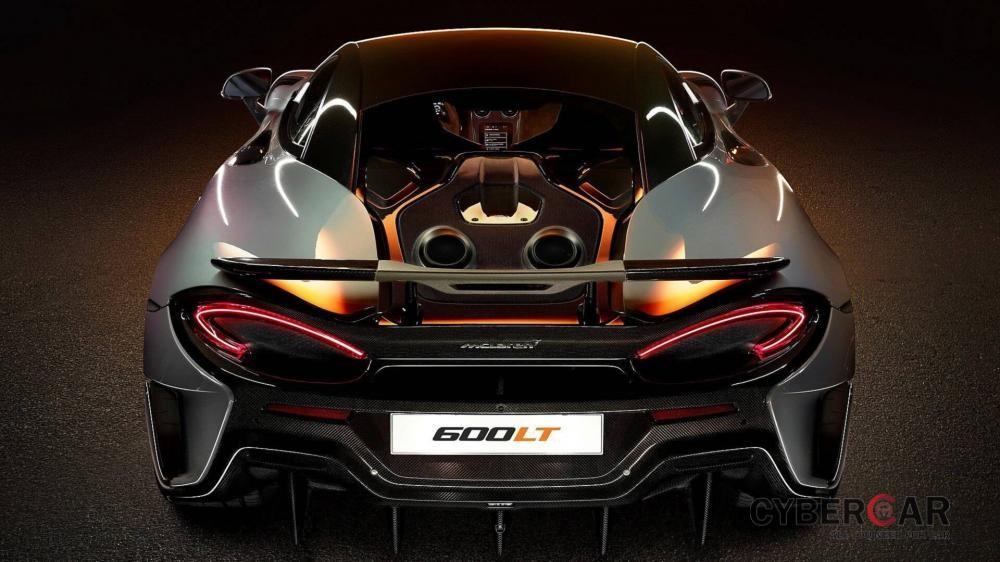 McLaren 600LT được trang bị động cơ mạnh hơn 570S Coupe