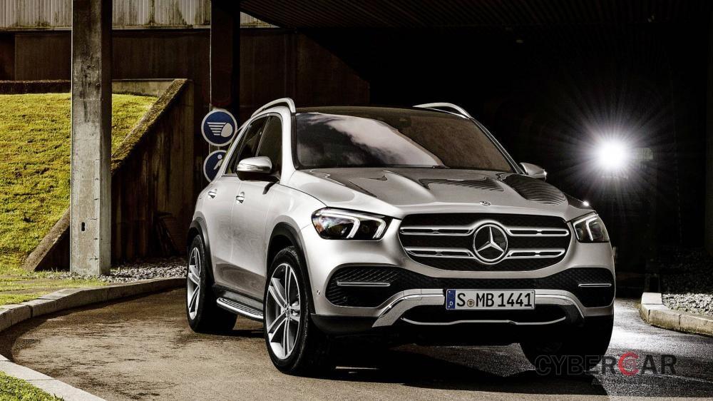 Mercedes-Benz GLE 2019 đã được cải tiến đáng kể về thiết kế ngoại thất