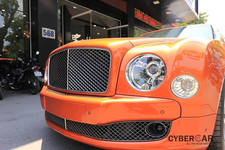 Giá bán Bentley Mulsanne Speed tại Việt Nam dao động từ 23 đến 28 tỷ đồng