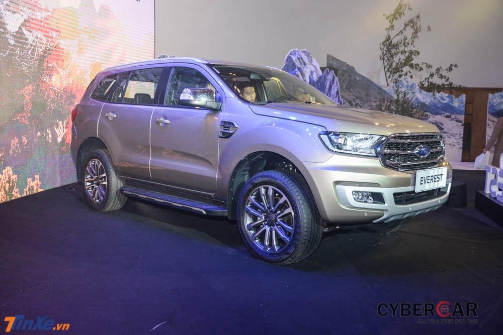 Ford Everest bản nâng cấp 2018 mới ra mắt Việt Nam