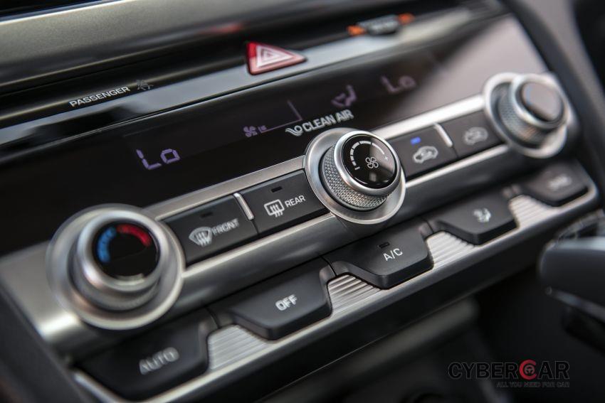 Bảng điều khiển điều hòa thay đổi thiết kế của Hyundai Elantra 2019