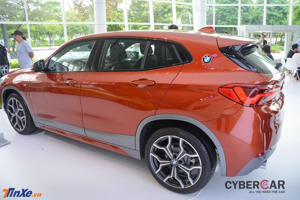 Chiều dài cơ sở của BMW X2 là 2.670 mm