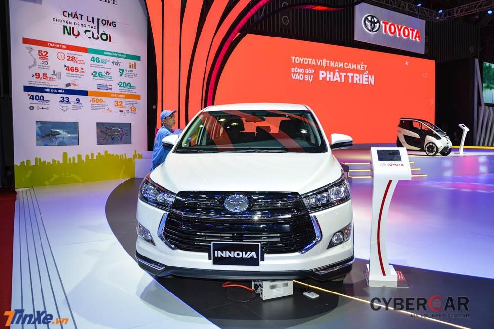 Toyota Innova trưng bày tại VMS 2018 thuộc bản cải tiến