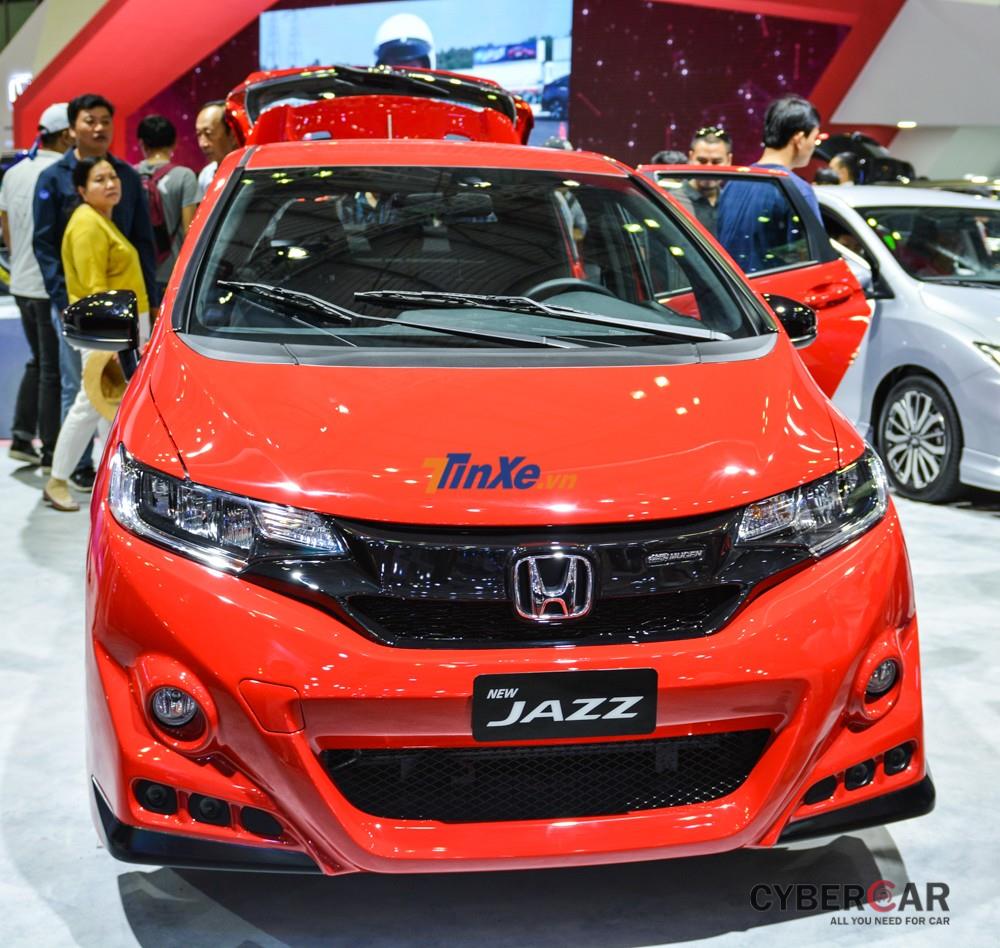 Phiên bản giới hạn Honda Jazz RS Mugen ra mắt Việt Nam