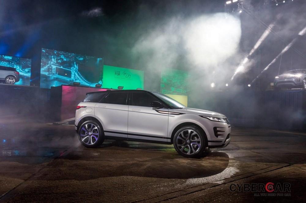 Range Rover Evoque 2020 tạo cảm giác quen thuộc cho người ngắm