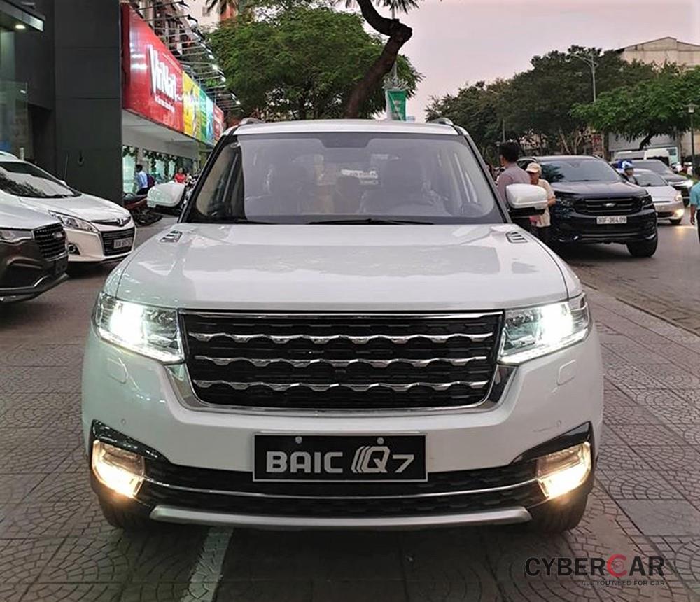Soi kỹ BAIC Q7 nhái Range Rover báo giá hơn 600 triệu đồng vừa ra mắt