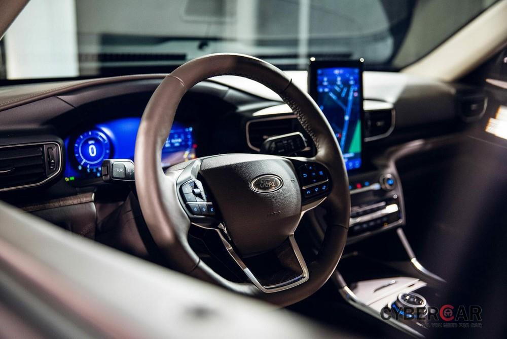 Nội thất bên trong Ford Explorer 2020 phiên bản Platinum cao cấp nhất