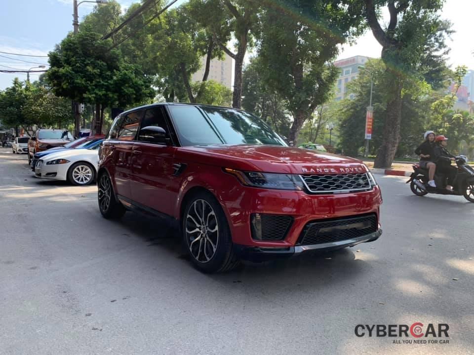 Range Rover Sport HSE 2018 đầu tiên tại Việt Nam có giá bán 6,87 tỷ đồng