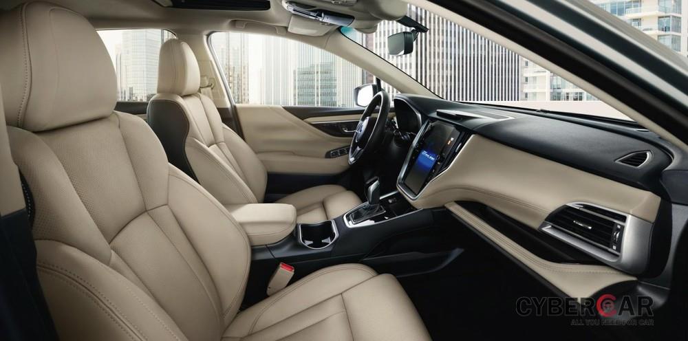 Nội thất bên trong Subaru Legacy 2020 yên tĩnh hơn trước nhiều
