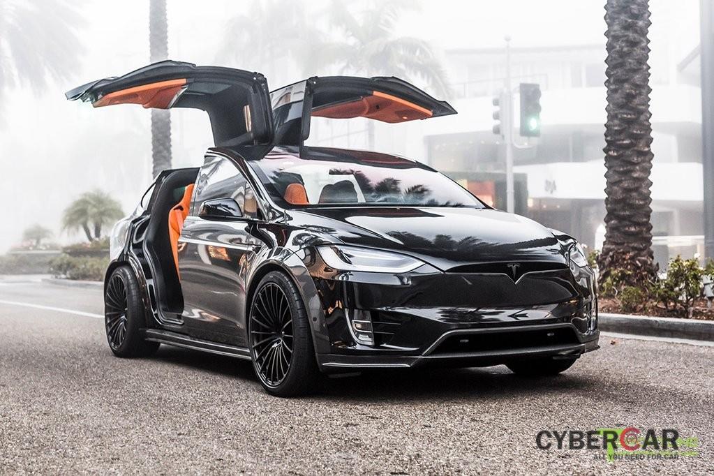 Gói độ siêu khủng mang tên gọi Tesla Model X Limited Edition T Largo của hãng T Sportline