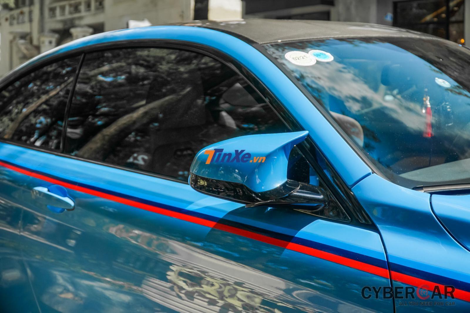 BMW M4 màu xanh Yas Marina Blue của biker Sài thành