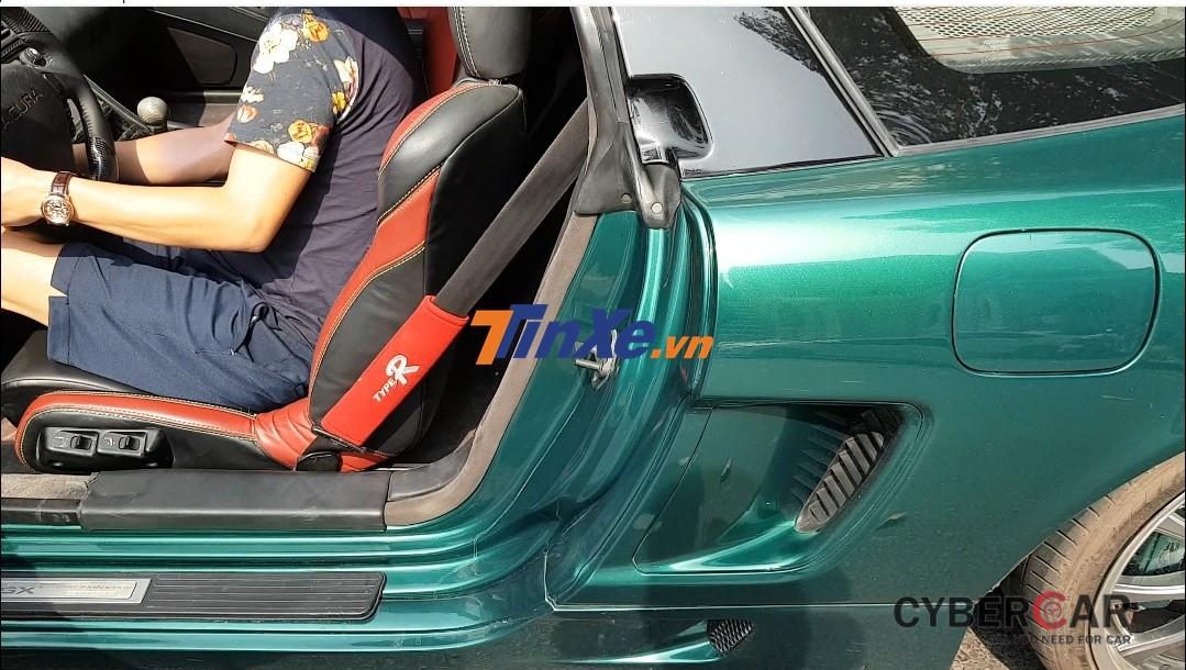 Nội thất chiếc Acura NSX hàng độc tại thị trường Việt Nam