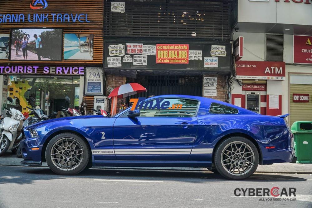 Sau 6 năm có mặt tại Việt Nam, chiếc Ford Mustang Shelby GT500 vẫn chưa có chú ngựa hoang nào soán ngôi danh hiệu tốc độ