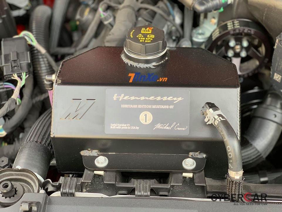Động cơ của xe độ Hennessey Heritage Edition Mustang 2019 độc nhất Việt Nam