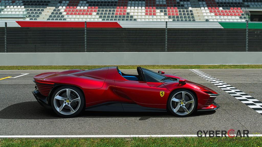 Ra mắt siêu xe targa Ferrari Daytona SP3 với máy V12 840PS mạnh nhất của Ferrari ảnh 5