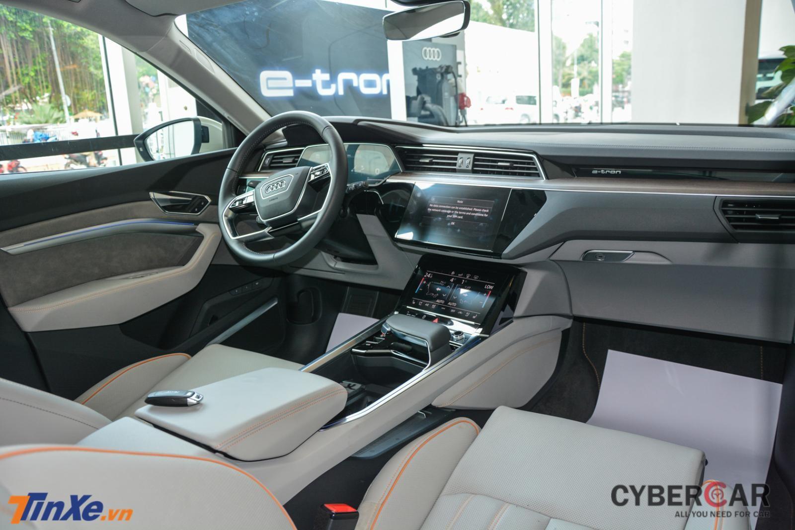 Cận cảnh khoang lái của Audi e-tron