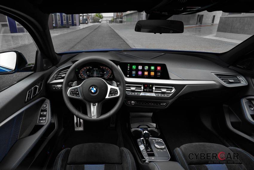 Nội thất bên trong BMW 1-Series 2020 bản cao cấp