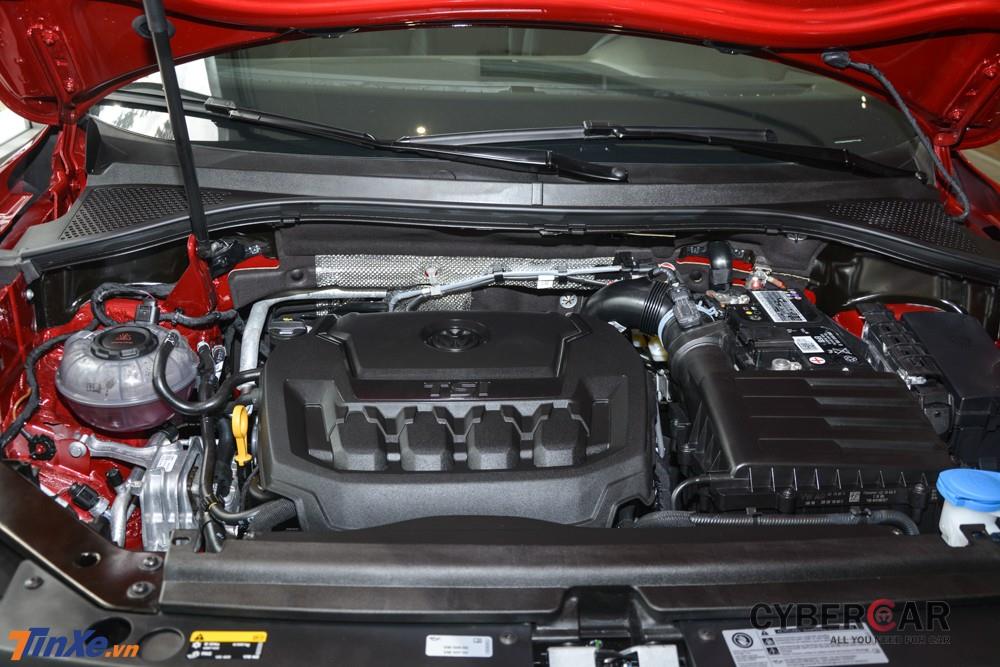 Động cơ xăng TSI 4 xi-lanh, tăng áp, dung tích 2.0 lít của Volkswagen Tiguan Allspace Luxury