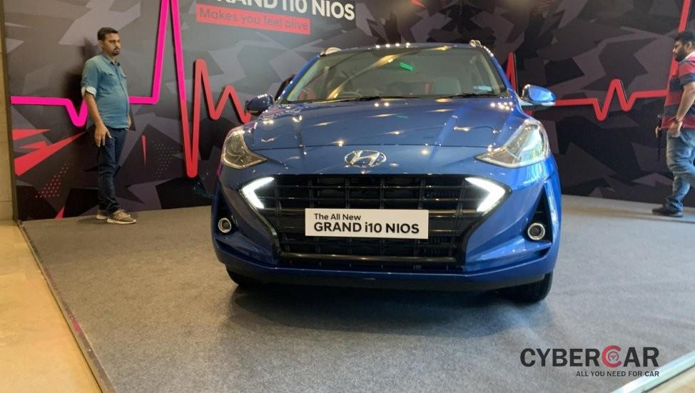 Cận cảnh đầu xe của Hyundai Grand i10 Nios 2019