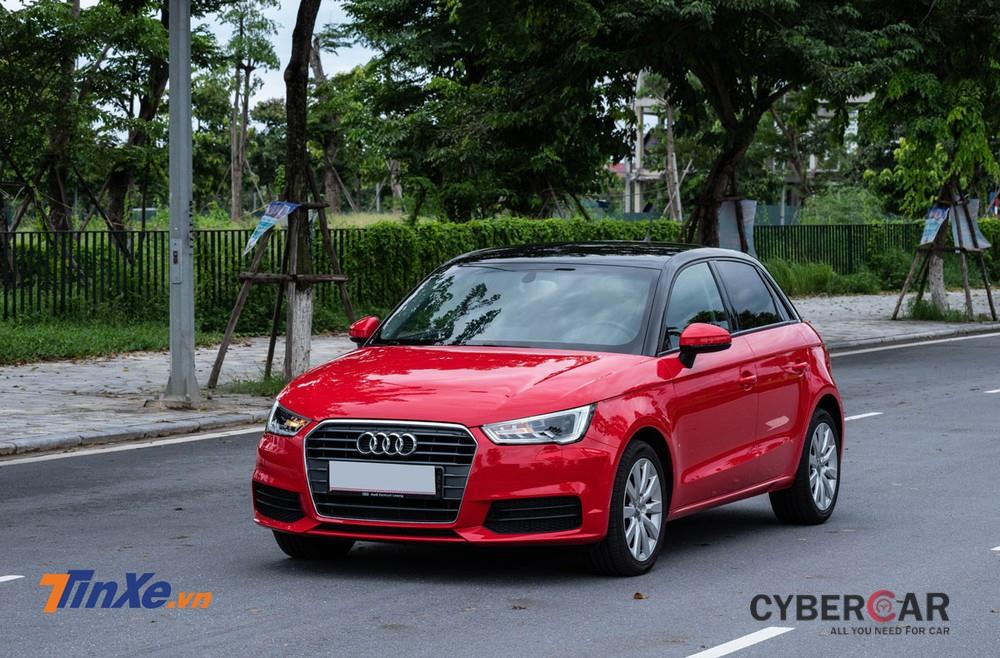 Audi A1 2016 hiện đang được một showroom xe cũ tại Hà Nội rao bán lại với giá 980 triệu đồng