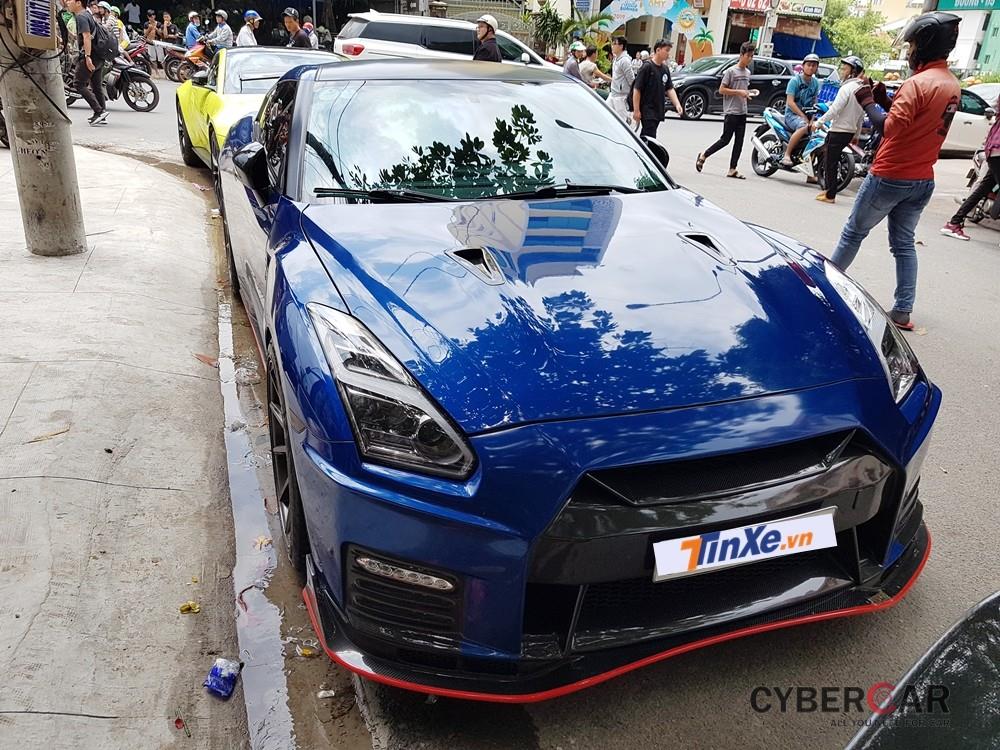 Chiếc siêu xe đường phố Nissan GT-R độ body kit Nismo đến từ Bình Phước
