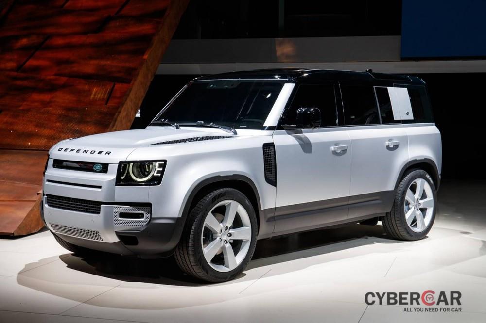 Land Rover Defender 2020 có 4 tùy chọn động cơ