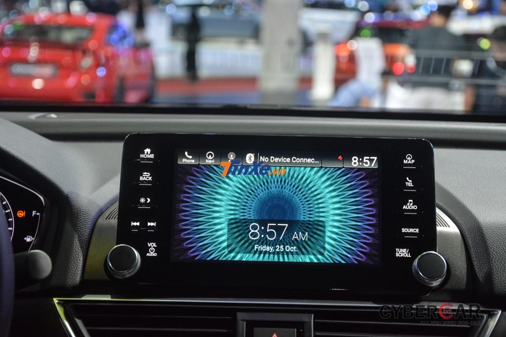 Màn hình giải trí của Honda Accord 2019 đáng giá hơn với hỗ trợ kết nối Apple CarPlay và Android Auto