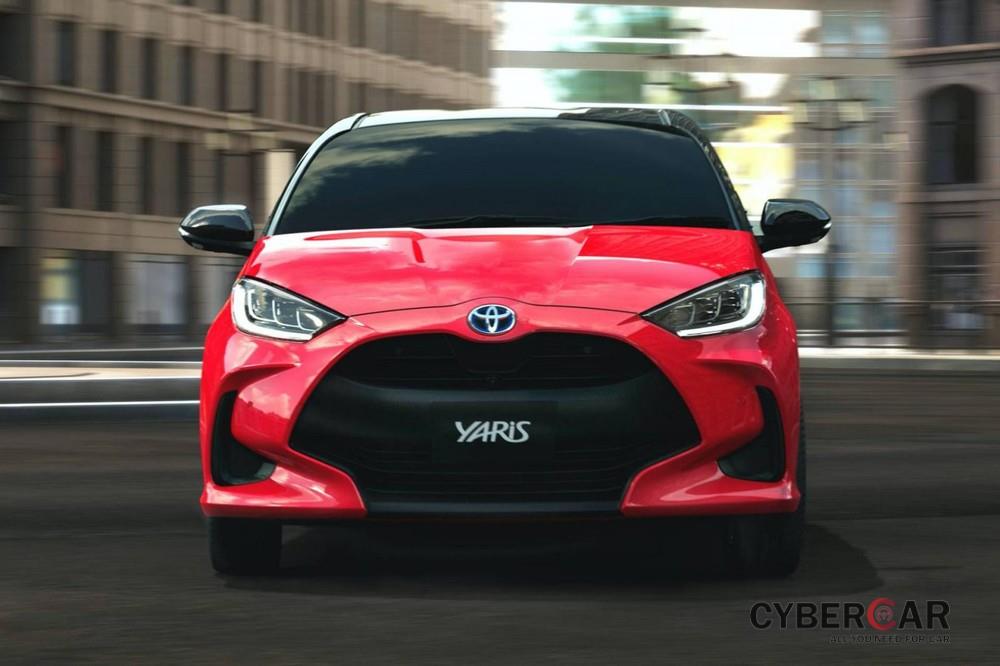 Cận cảnh thiết kế đầu xe của Toyota Yaris 2020