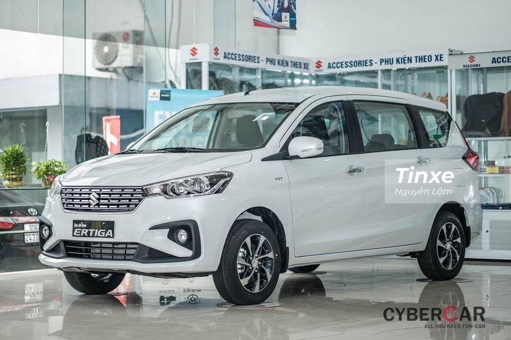 Suzuki Ertiga Sport 2020 mới được ra mắt thị trường Việt Nam có giá bán chỉ cao hơn 4 triệu đồng so với phiên bản Ertiga AT Limited