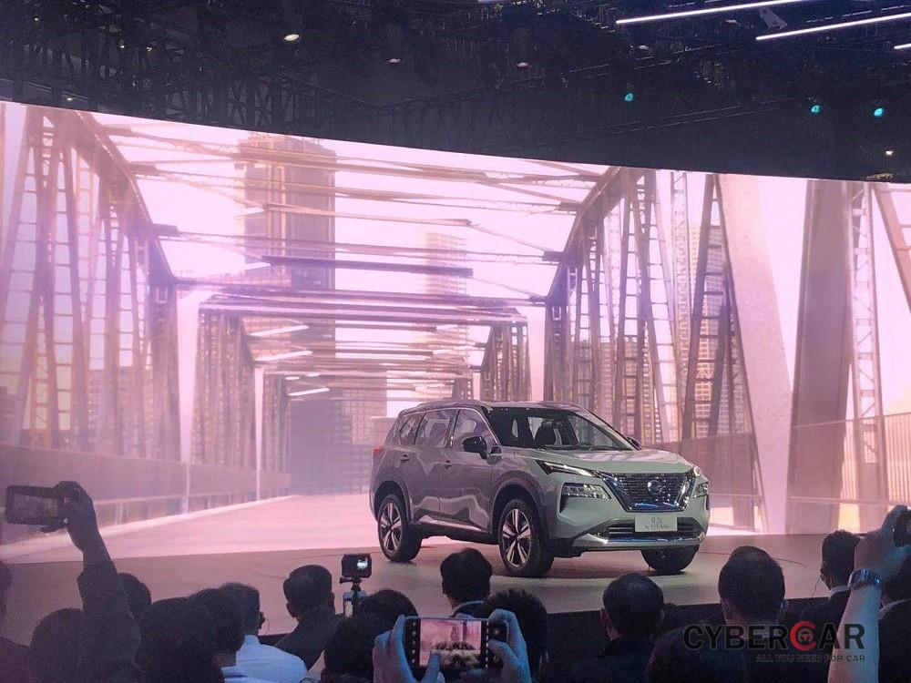 Nissan X-Trail 2021 ra mắt tại Trung Quốc