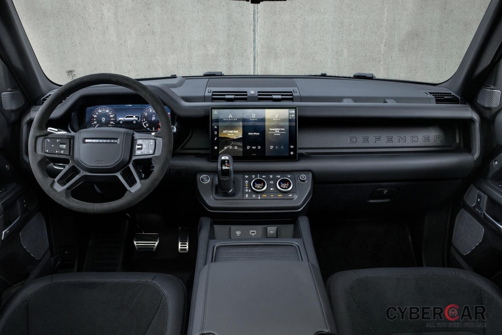 Land Rover Defender 2021 tích hợp công nghệ tối tân.