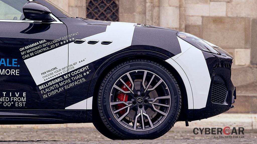 SUV sang Maserati Grecale xuất hiện trên phố, gần như phơi bày trọn vẹn thiết kế ngoại thất ảnh 8