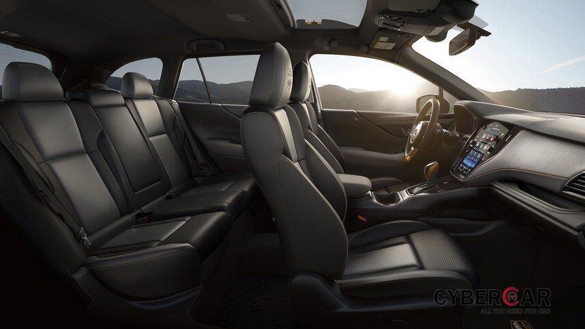 Subaru Outback 2022 đảm bảo sự thoải mái, độ an toàn người dùng là tiêu chí hàng đầu.