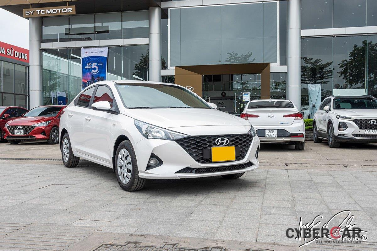 Soi chi tiết Hyundai Accent 1.4MT tiêu chuẩn 2021, giá hơn 400 triệu đồng đấu Vios, City a18