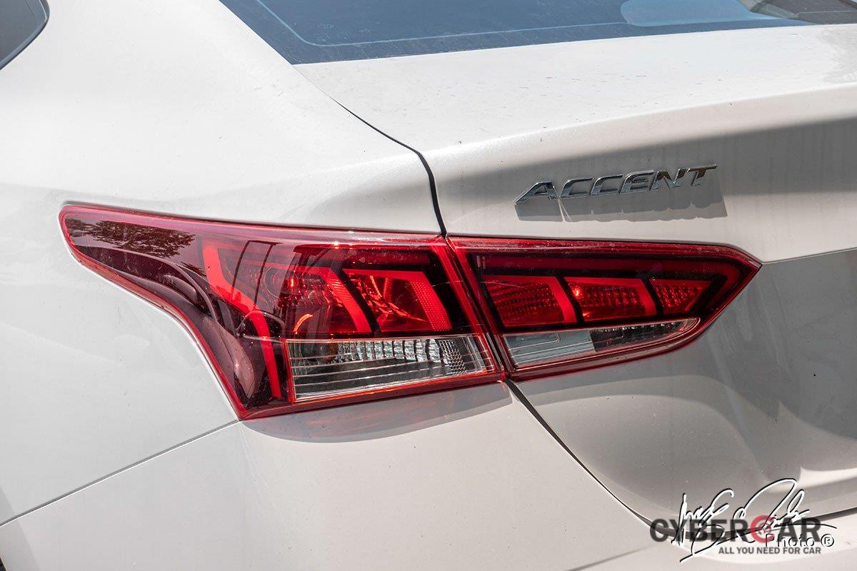 Soi chi tiết Hyundai Accent 1.4MT tiêu chuẩn 2021, giá hơn 400 triệu đồng đấu Vios, City a24