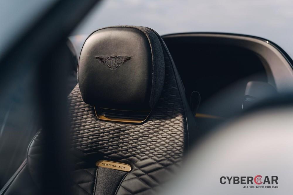 Ghế của Bentley Bacalar Roadster Special có dùng chất liệu len